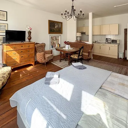 Lejlighed 1 Bedroom Stunning In