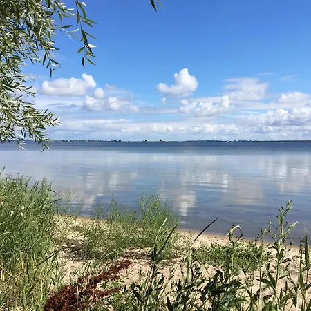 1 Bedroom Beautiful In Apartamento Wißmar